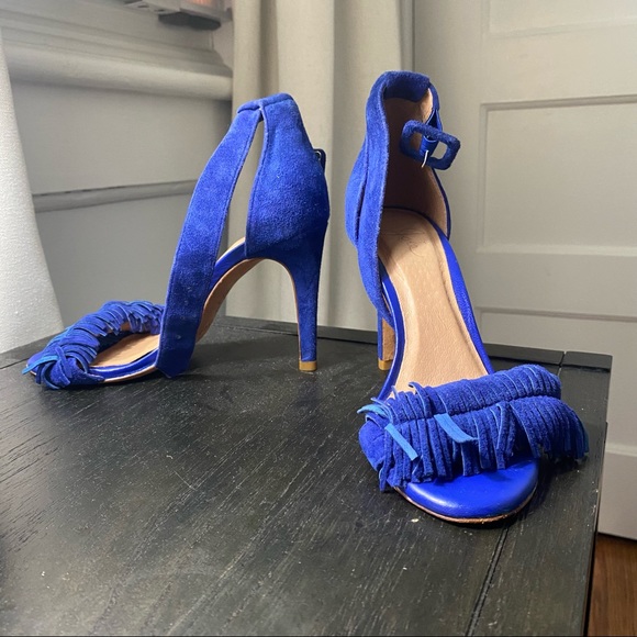 Joie Pippi Fringe Heels - Picture 3 of 5